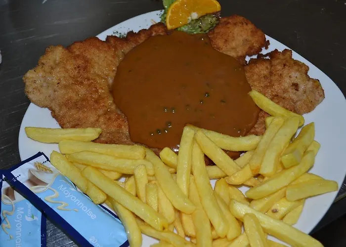 Harlekin Aparthotel 3*